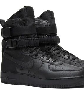 Nike Black High-Top Boots, like new, size 5.5